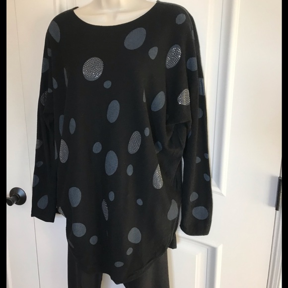 CMD 55 Black Studded Tunic Sweater L - Picture 1 of 5